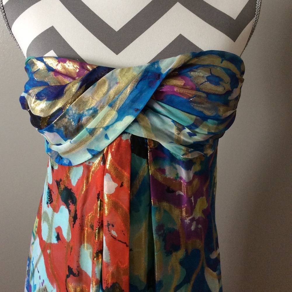 Colorful cache bubble dress - Picture 2 of 8